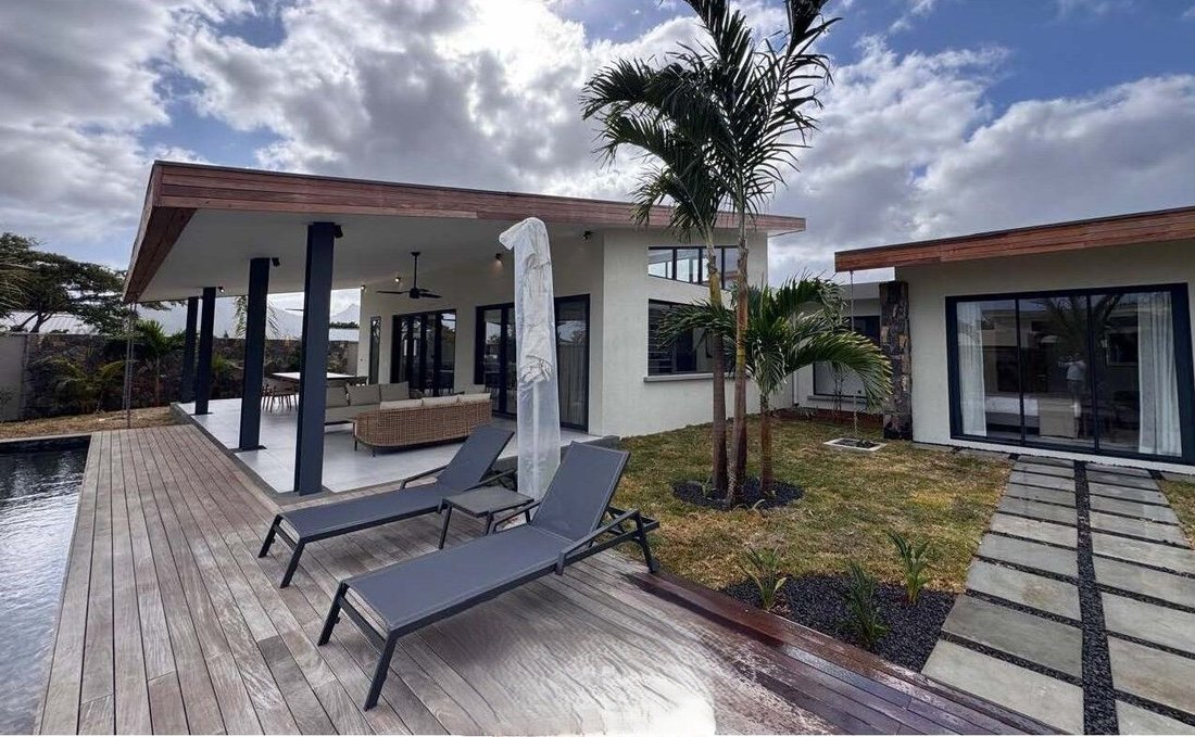 House in Tamarin, Rivière Noire District, Mauritius 2 - 14216702