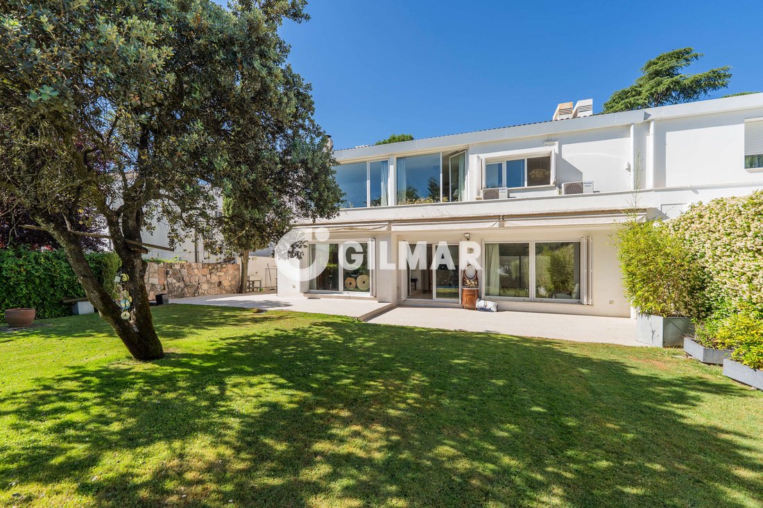 Townhouse in La Moraleja, Alcobendas, Comunidad de Madrid 4 - 18923571