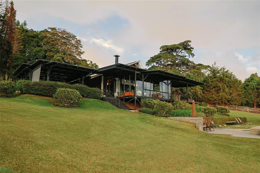 Casa en San José de la Montaña, Heredia, Costa Rica 3 - 17356165