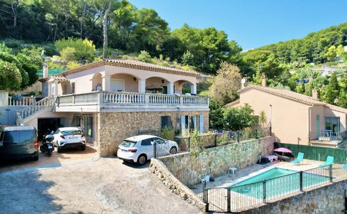 House in Collines, Le Cannet, France 1