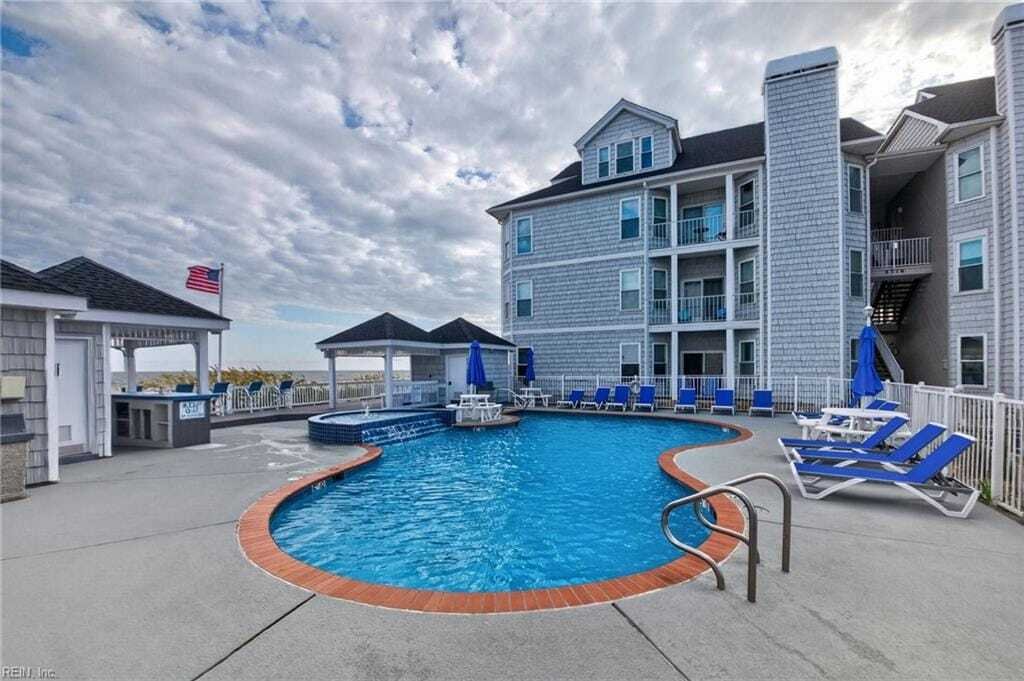 Condo in Virginia Beach, Virginia, United States 1 - 18909868