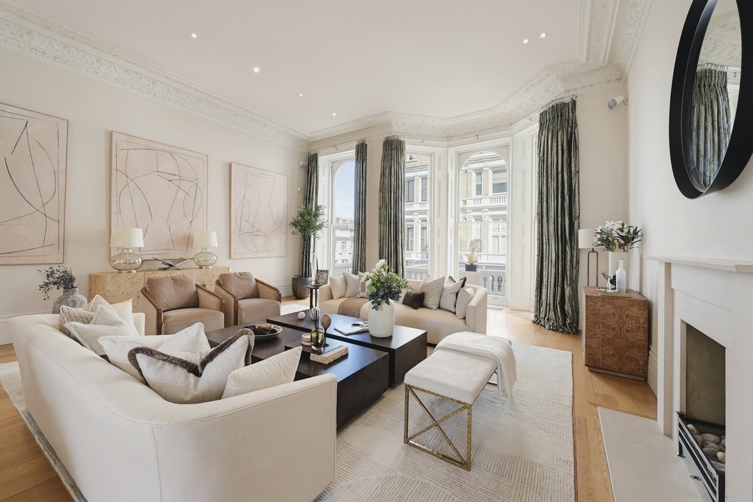 Apartment in Campden Hill, Kensington And Chelsea, England 2 - 18923374