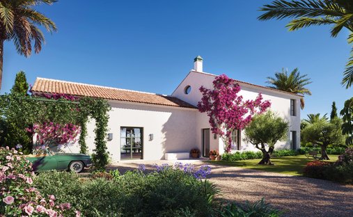 Land in Estepona, Andalusia, Spain 1