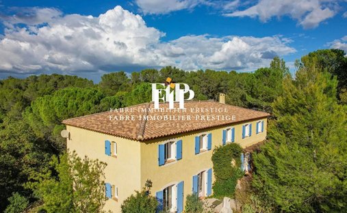 Estate in Bras, Provence-Alpes-Côte d'Azur, France 1