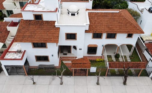 House in Santiago de Querétaro, Querétaro, Mexico 1