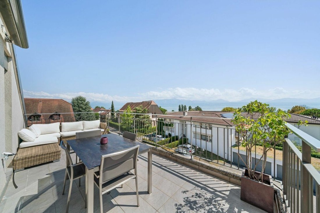 Apartment in Saint-Sulpice, Vaud, Switzerland 1 - 18923399
