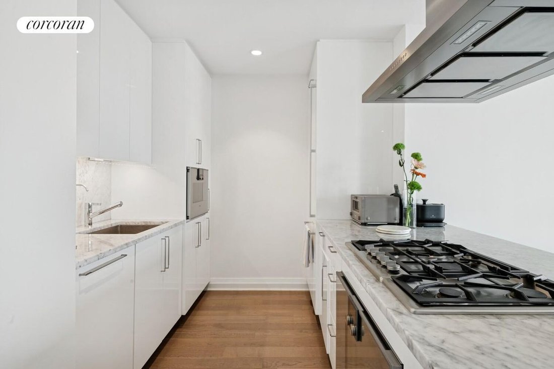 Condo in New York, New York, United States 4 - 18923164