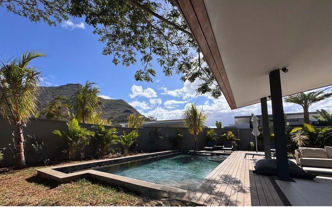 House in Tamarin, Rivière Noire District, Mauritius 1 - 14216702