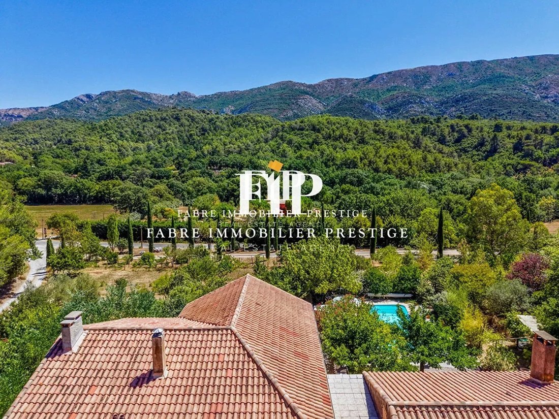 House in Vauvenargues, Provence-Alpes-Côte d'Azur, France 2 - 18923203