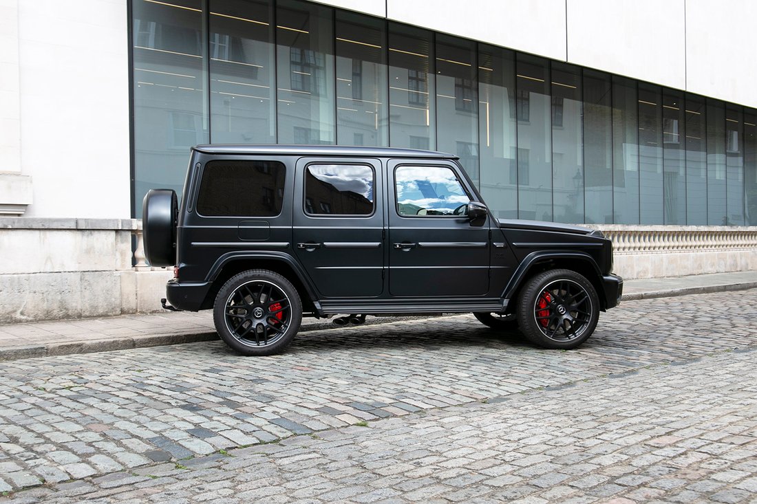 Suv in London, United Kingdom 5 - 18923343