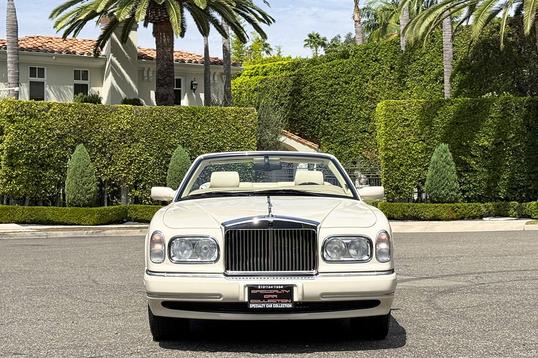 Cabriolet in West Hollywood, CA, United States 2 - 18924814