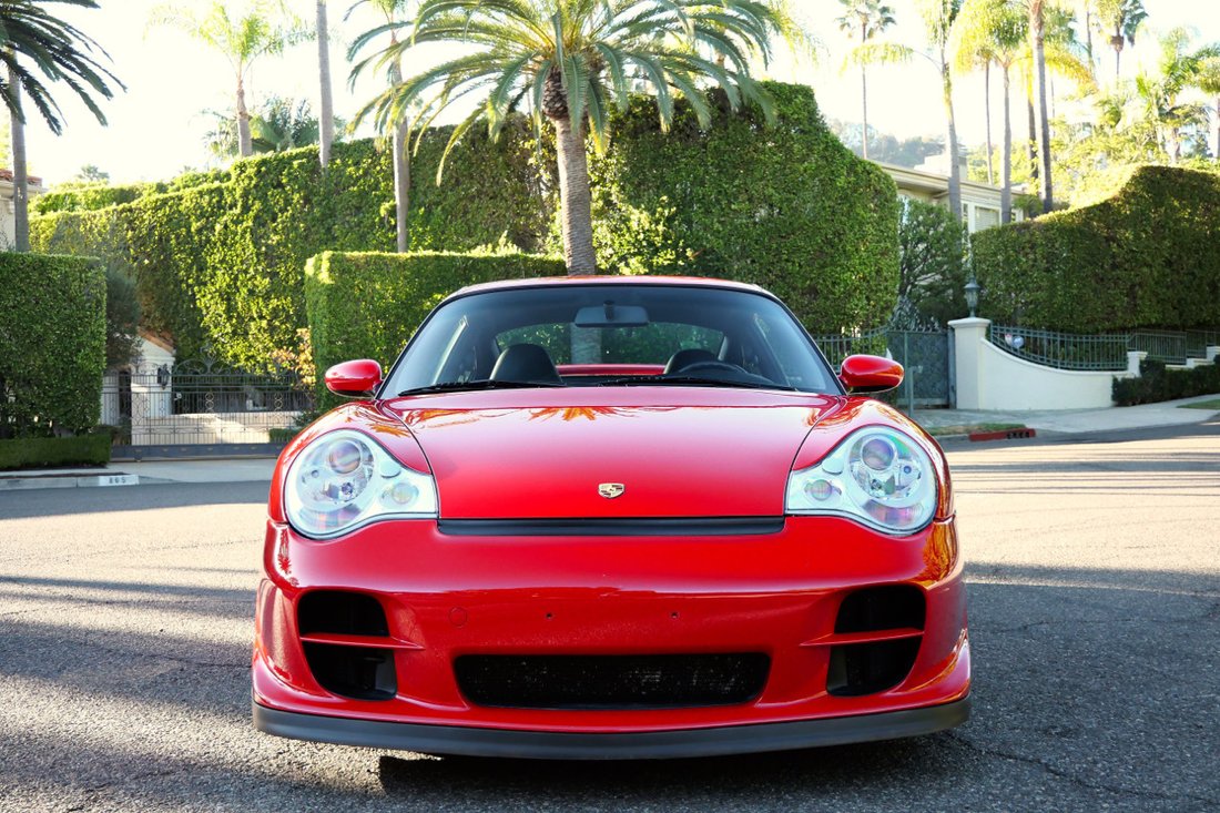 Coupe in West Hollywood, CA, United States 2 - 18924800