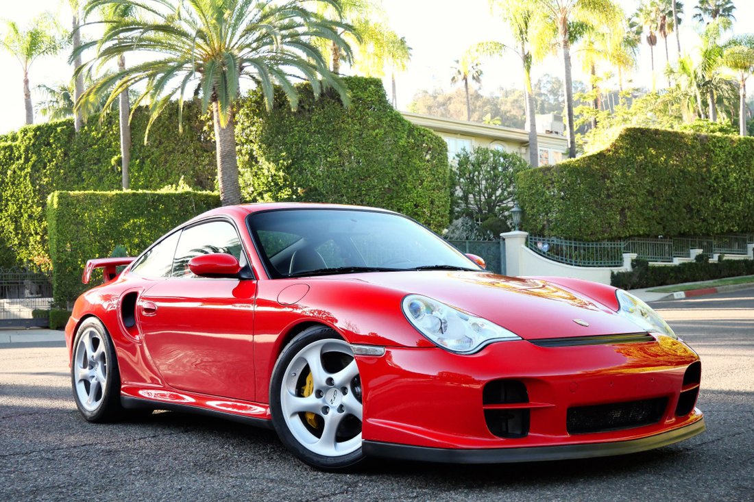 Coupe in West Hollywood, CA, United States 4 - 18924800