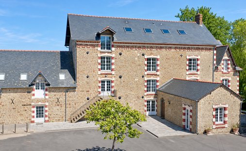 Anwesen in Désertines, Pays de la Loire, Frankreich 1