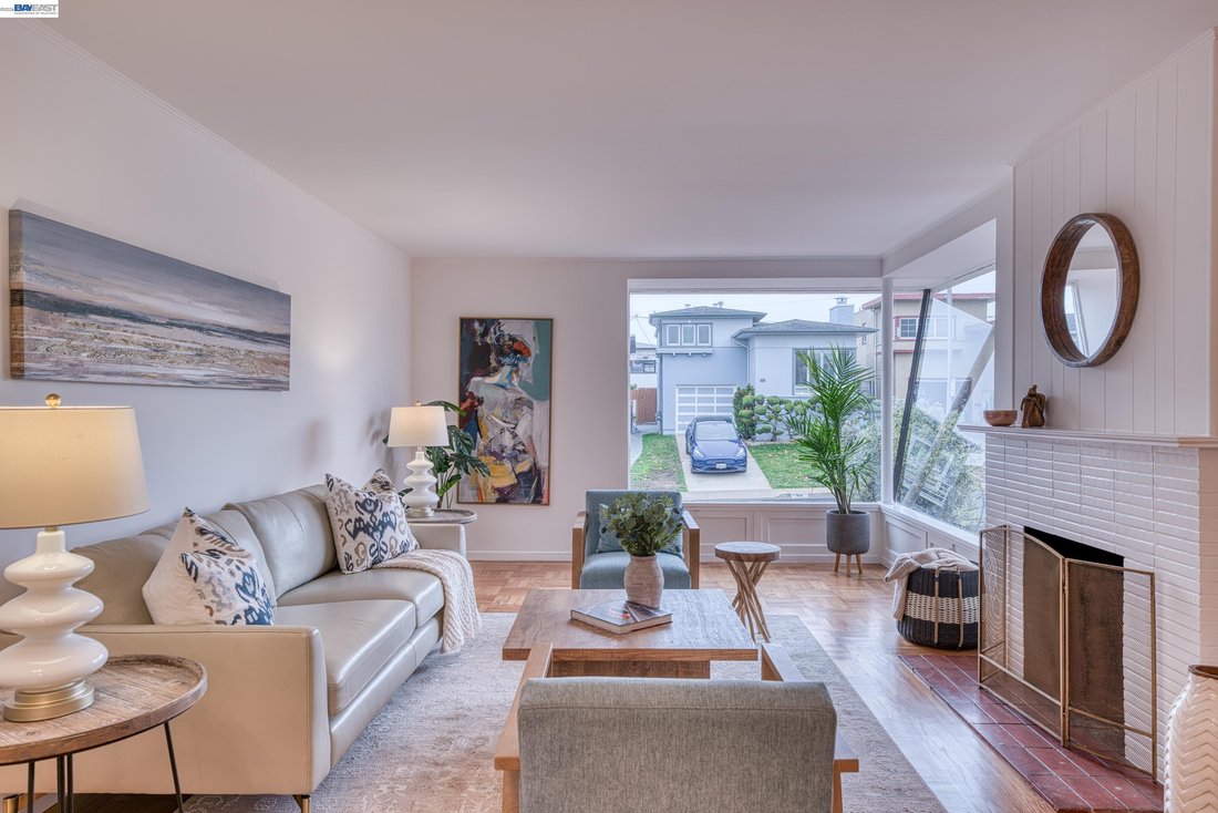 House in Colma, California, United States 4 - 18924960