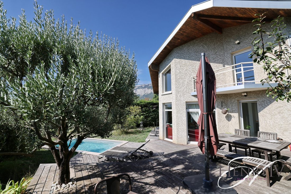 House in Saint-Nazaire-les-Eymes, Auvergne-Rhône-Alpes, France 2 - 18928061