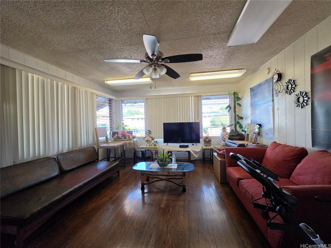 House in Waipahu, Hawaii, United States 5 - 18924742