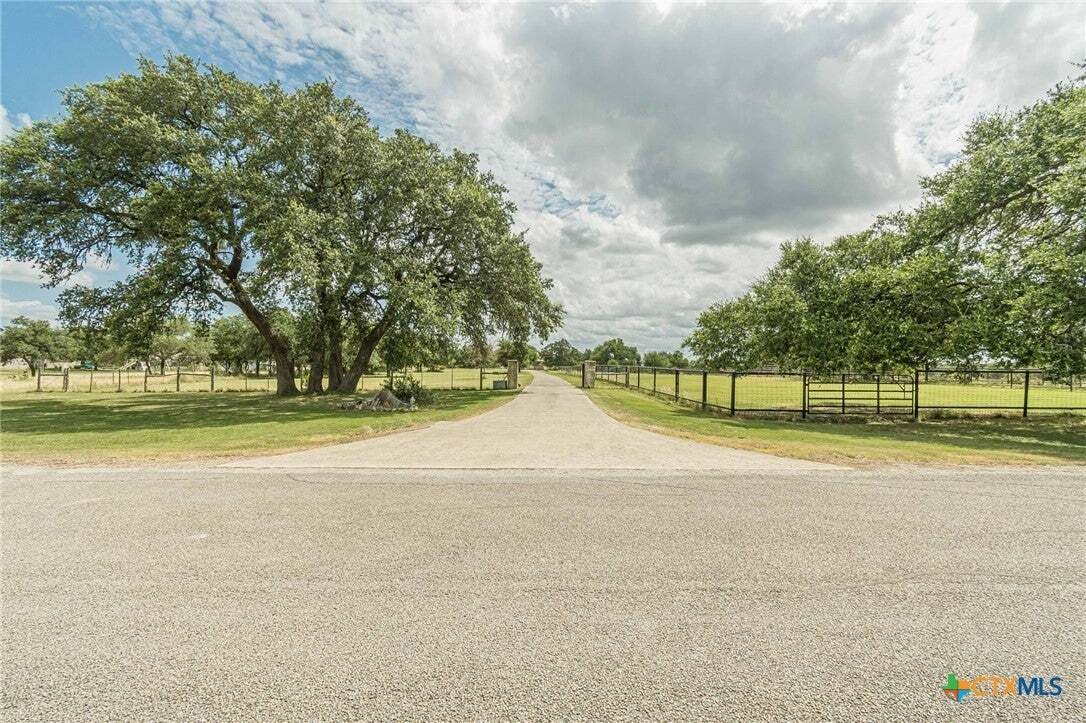 House in New Braunfels, Texas, United States 1 - 18926034