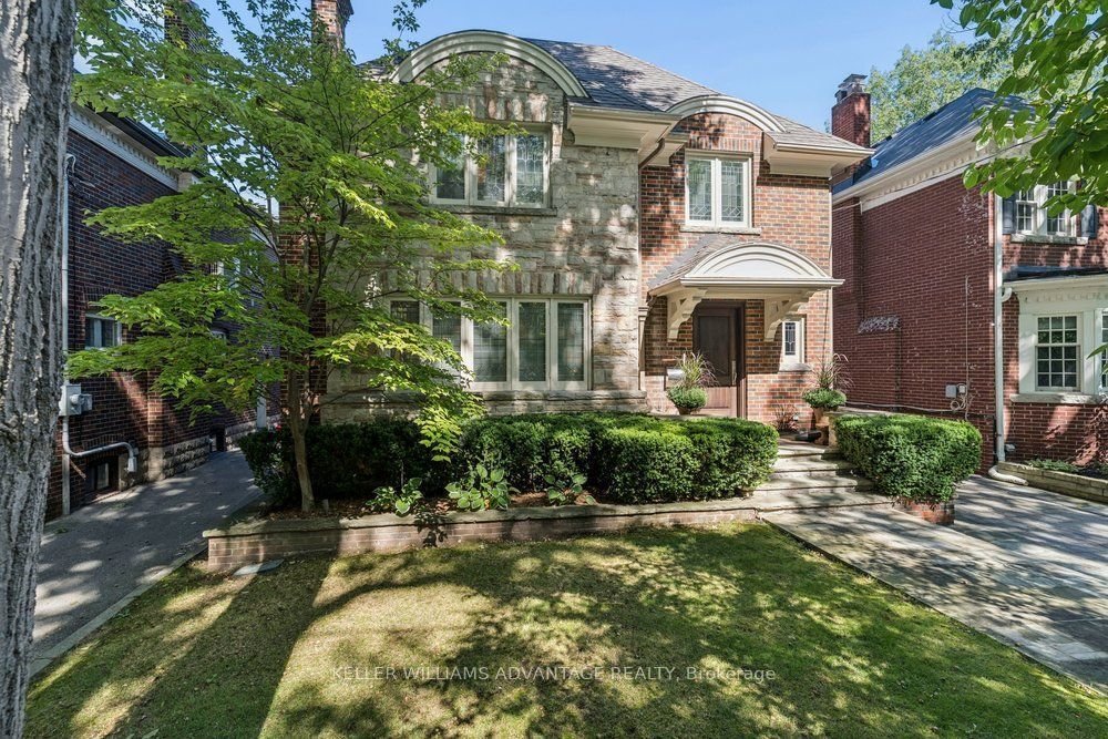 House in Toronto, Ontario, Canada 2 - 18925239