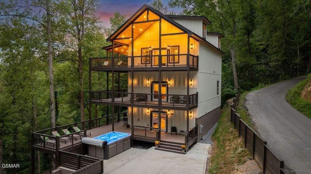House in Gatlinburg, Tennessee, United States 1 - 18925353