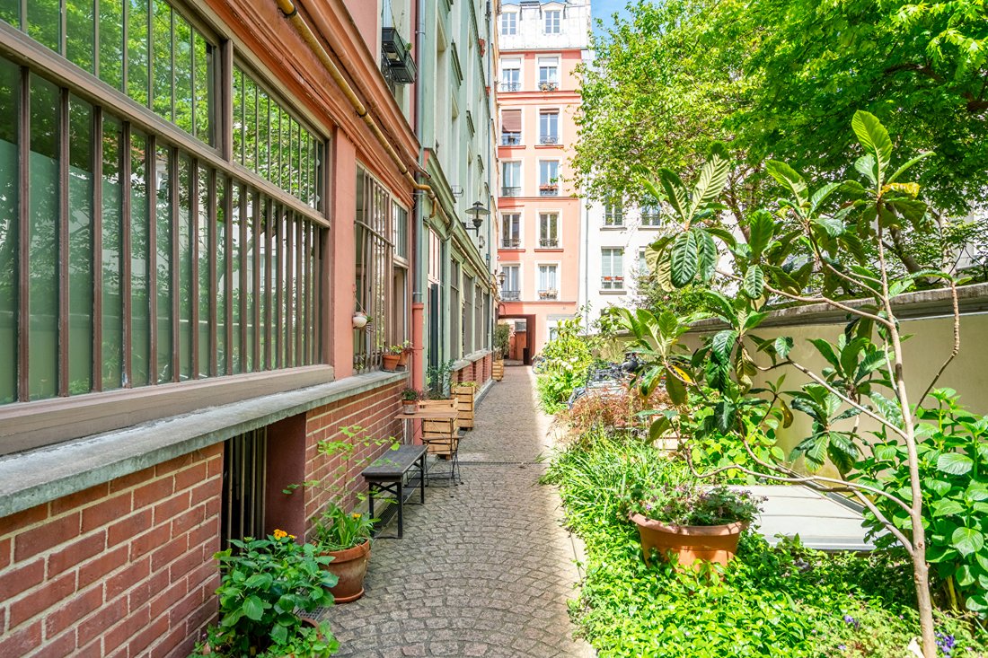 Apartment in République - Saint Ambroise, Paris, Ile-de-France 1 - 18924288