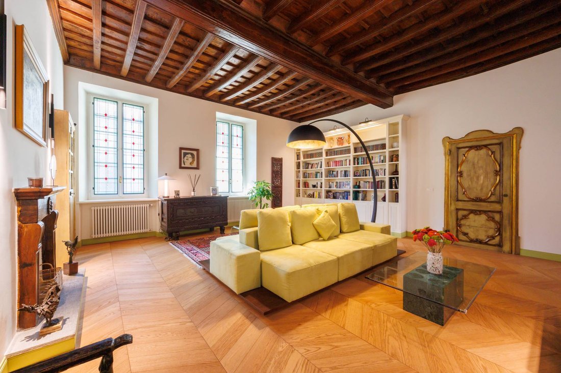 Apartment in Centro, Turin, Piedmont 2 - 18927904
