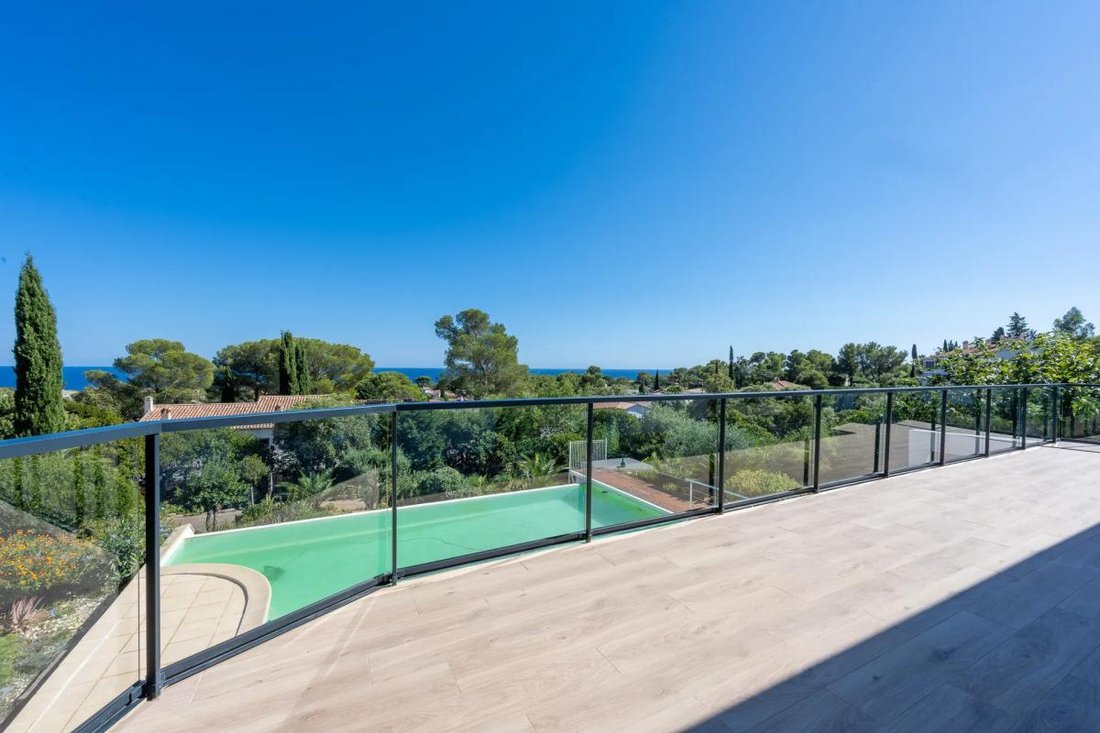 Villa in Frejus, Provence-Alpes-Côte d'Azur, France 3 - 18927043