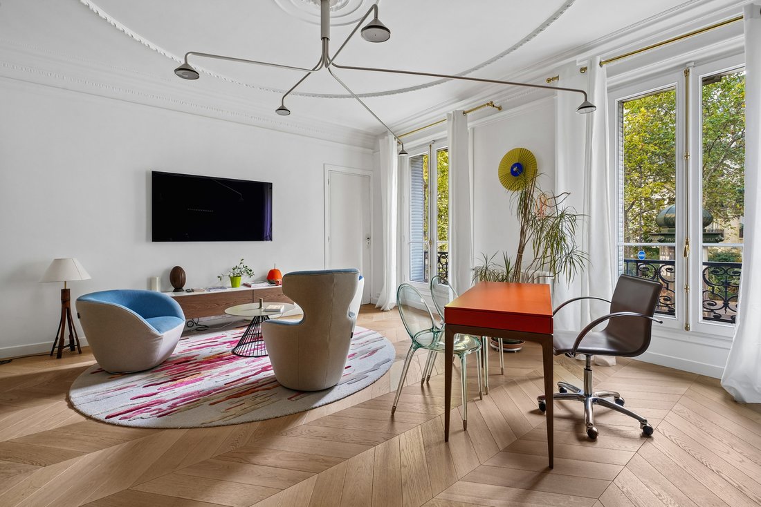 Apartment in Saint Placide, Paris 6e Arrondissement, Paris 2 - 18924050