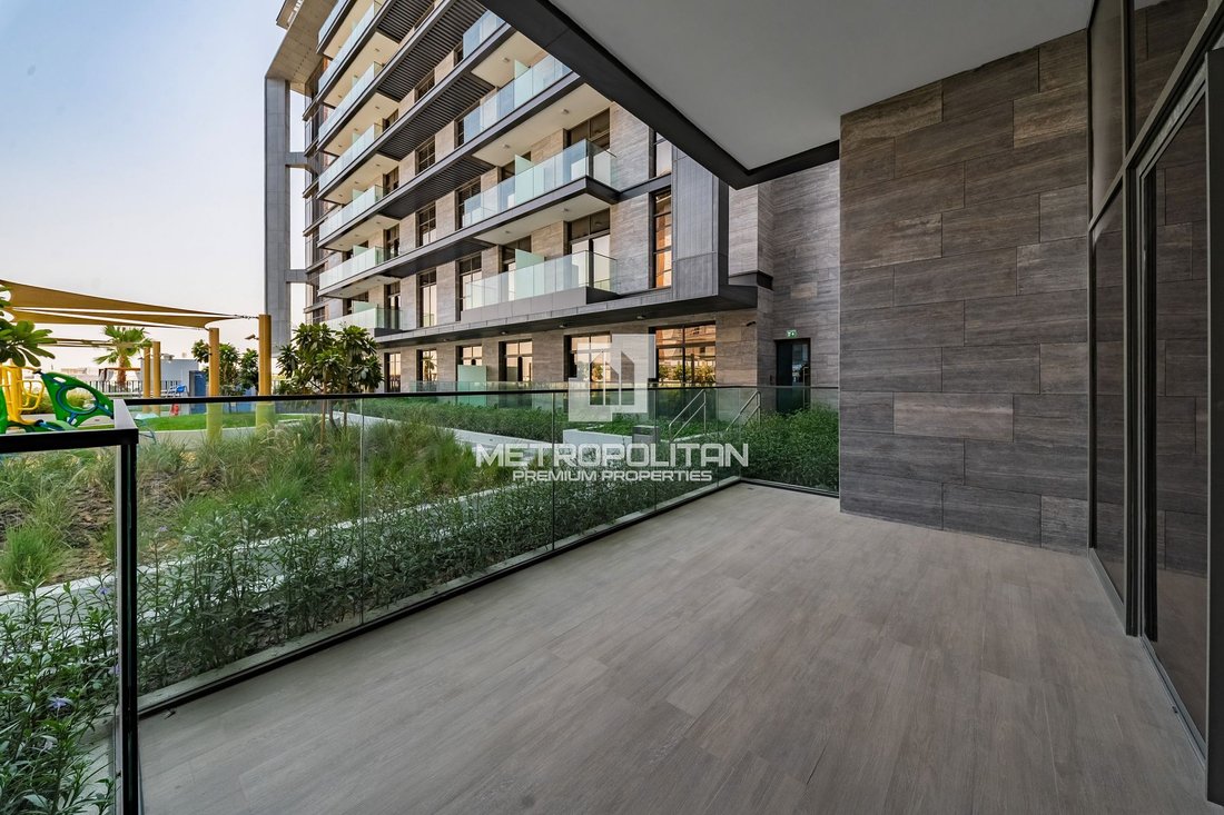 Apartment in Hadaeq Sheikh Mohammed Bin Rashid, Dubai, United Arab Emirates 3 - 18924159