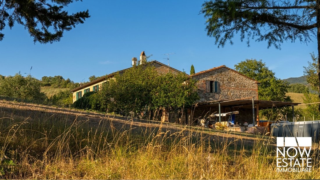 Country House in Pieve Santo Stefano, Tuscany, Italy 2 - 18925517