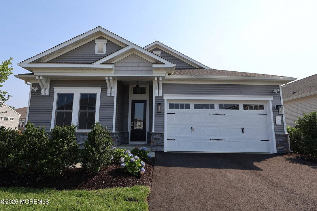 House in Manalapan Township, New Jersey, United States 1 - 18924902