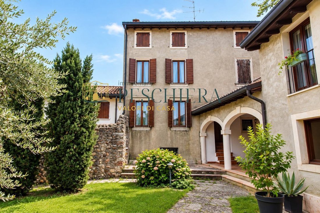 Villa in Sona, Veneto, Italy 2 - 18927905
