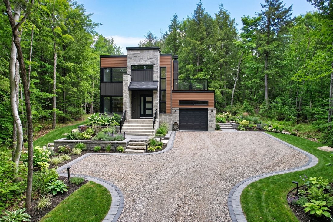 House in Val-des-Monts, Quebec, Canada 2 - 16688659