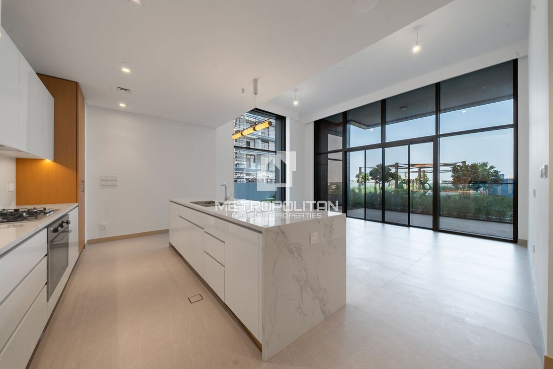 Apartment in Hadaeq Sheikh Mohammed Bin Rashid, Dubai, United Arab Emirates 2 - 18924159