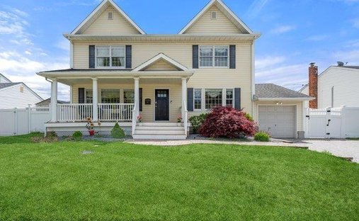 House in Syosset, New York, United States 1