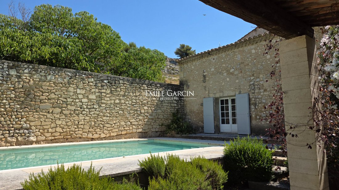 Villa en Paradou, Provenza-Alpes-Costa Azul, Francia 4 - 18245954