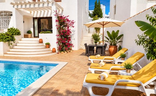 Villa in Olhos de Agua, Algarve, Portugal 1