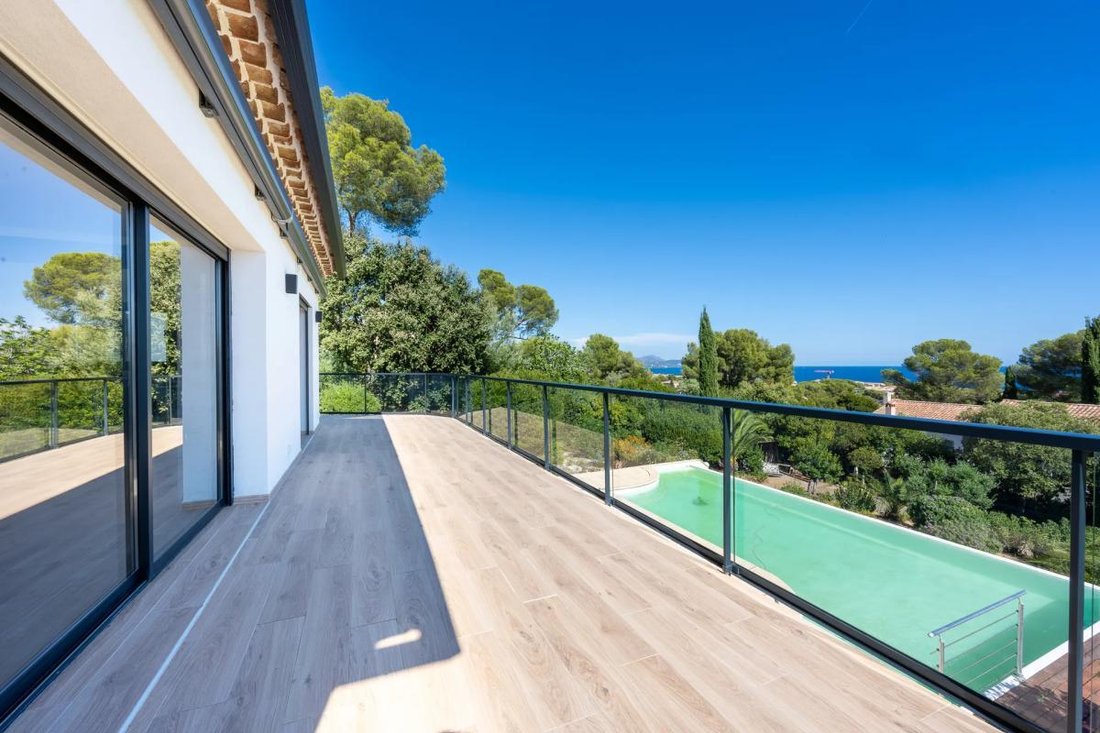 Villa in Frejus, Provence-Alpes-Côte d'Azur, France 4 - 18927043