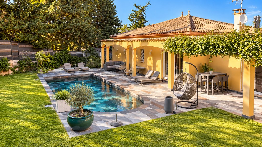 Villa in Ancien Hôpital, Beziers, France 1 - 18924251