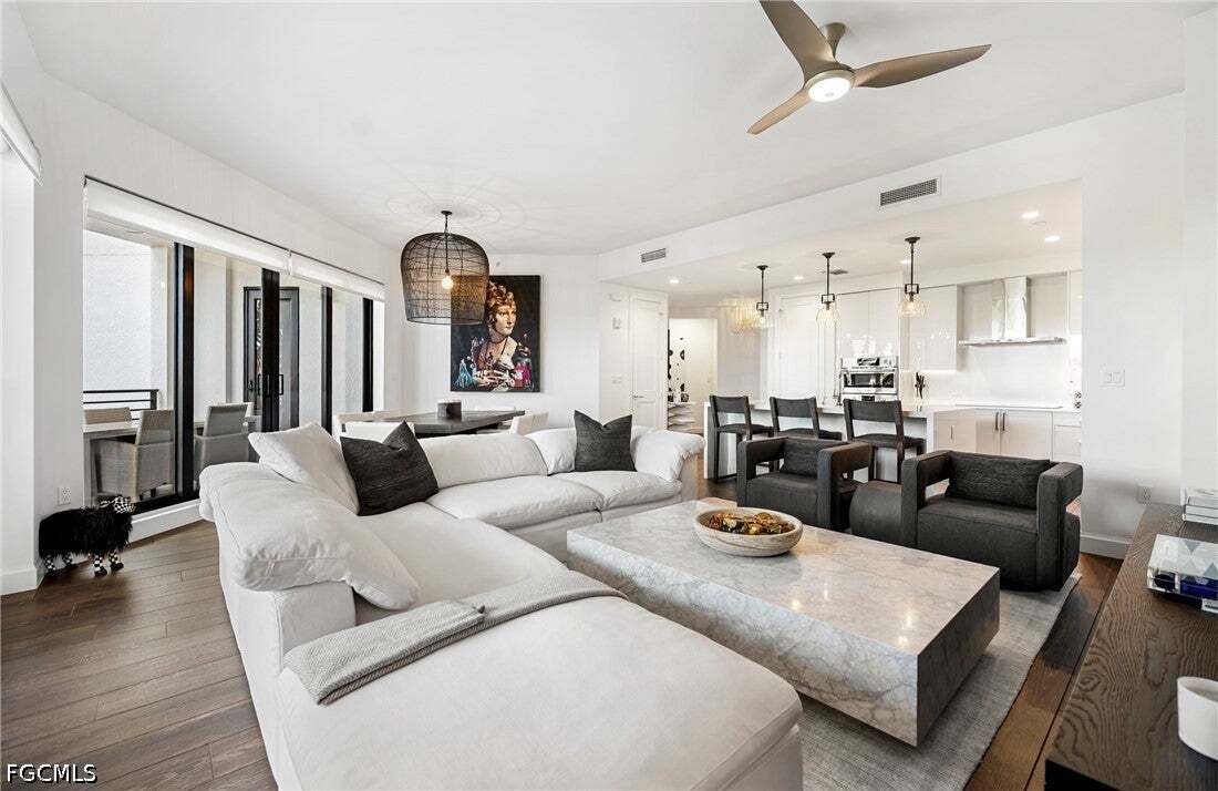 Condo in Naples, Florida, United States 1 - 18925131