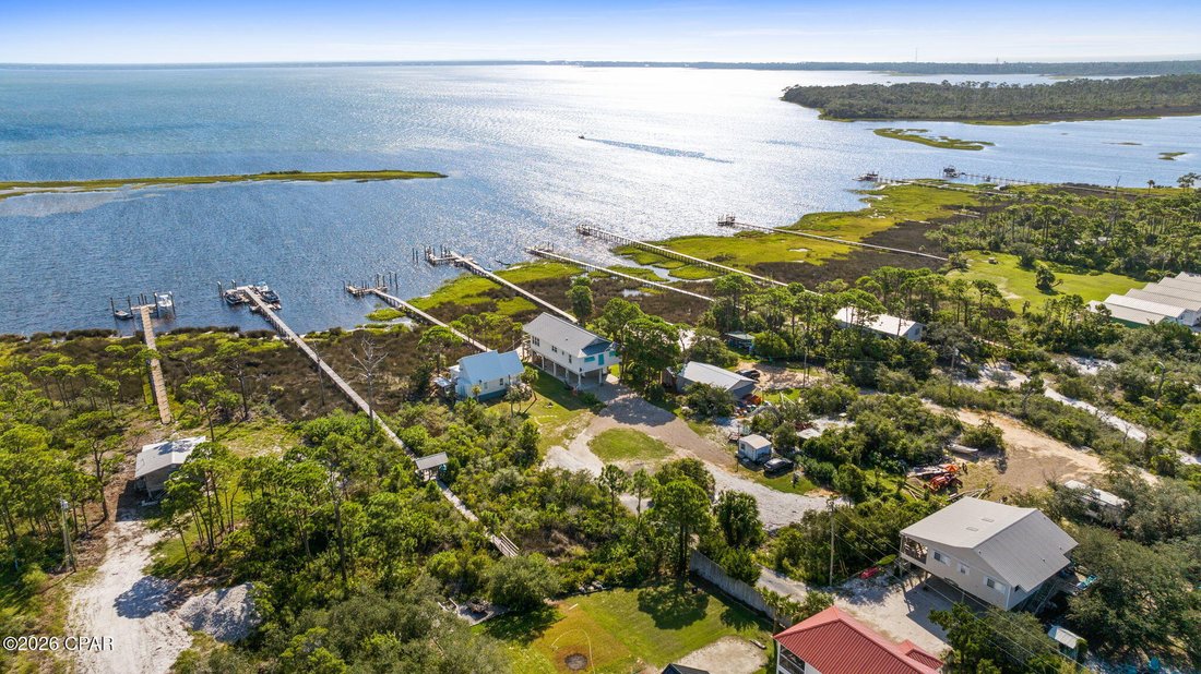 House in Port St. Joe, Florida, United States 2 - 18925929