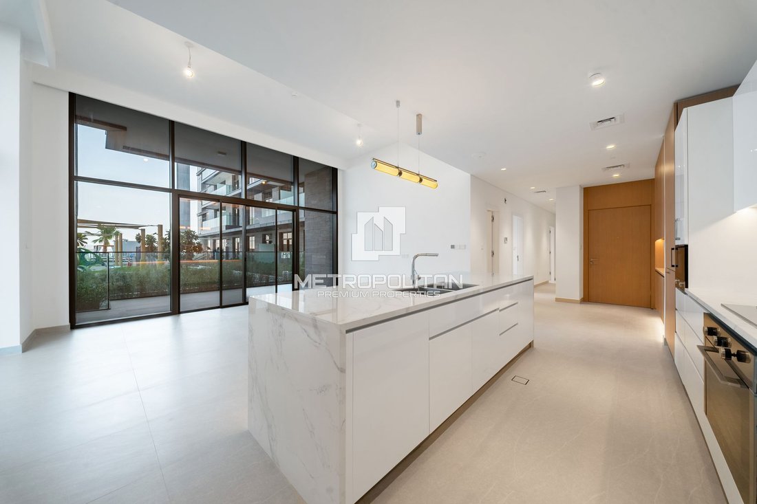 Apartment in Hadaeq Sheikh Mohammed Bin Rashid, Dubai, United Arab Emirates 1 - 18924159