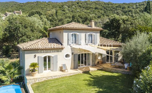 Villa in La Croix-Valmer, Provence-Alpes-Côte d'Azur, France 1