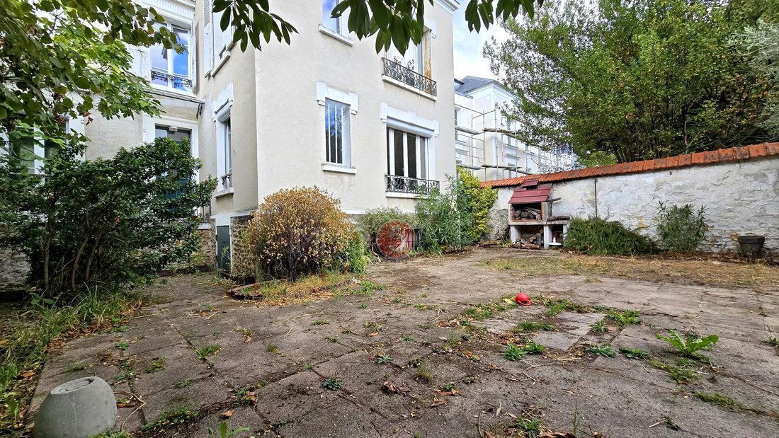 House in Thiers, Le Raincy, France 3 - 18927188