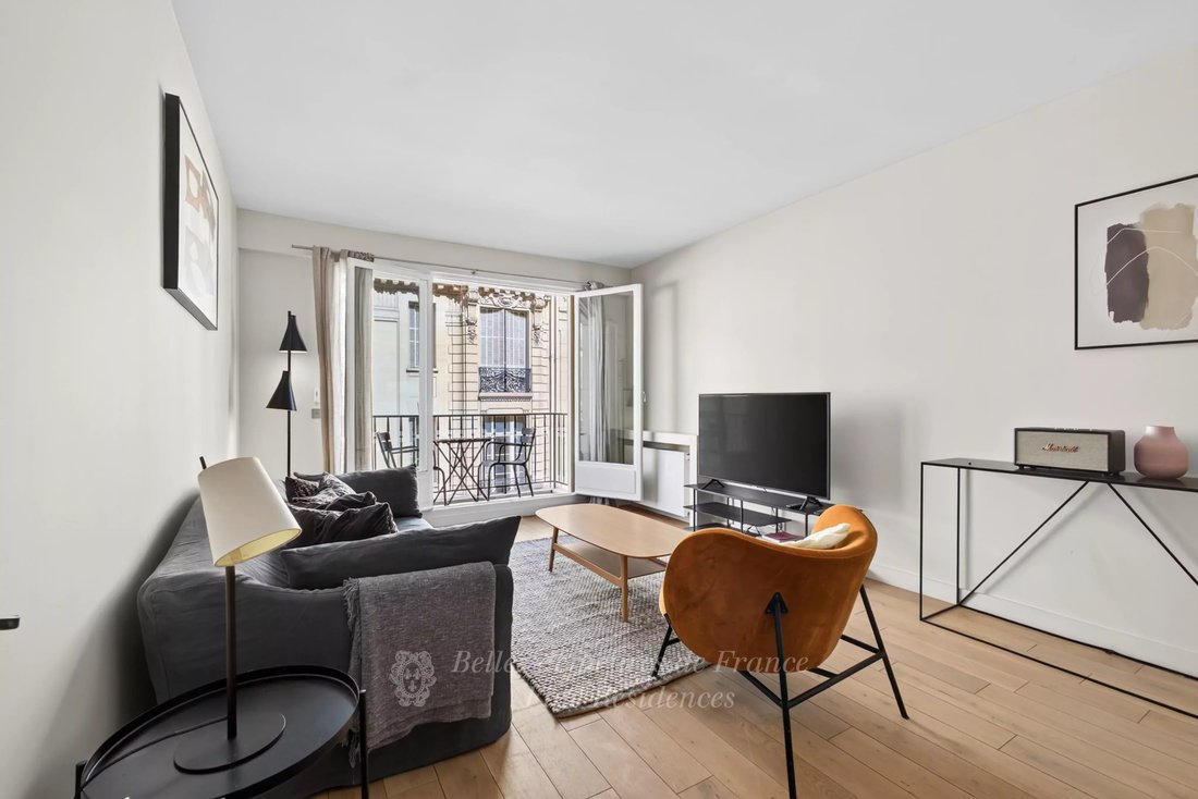 Apartment in Paris 8e Arrondissement, Paris, France 2 - 18733095