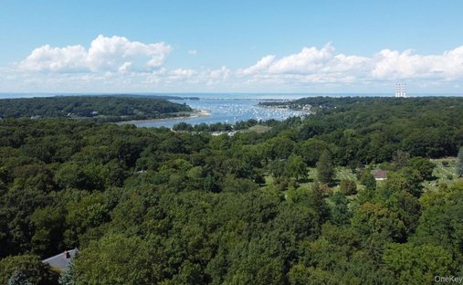 House in Northport, New York, United States 1