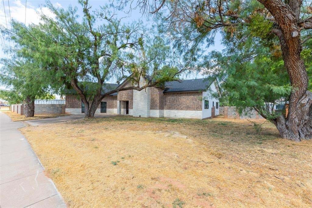 House in Abilene, Texas, United States 3 - 18926481