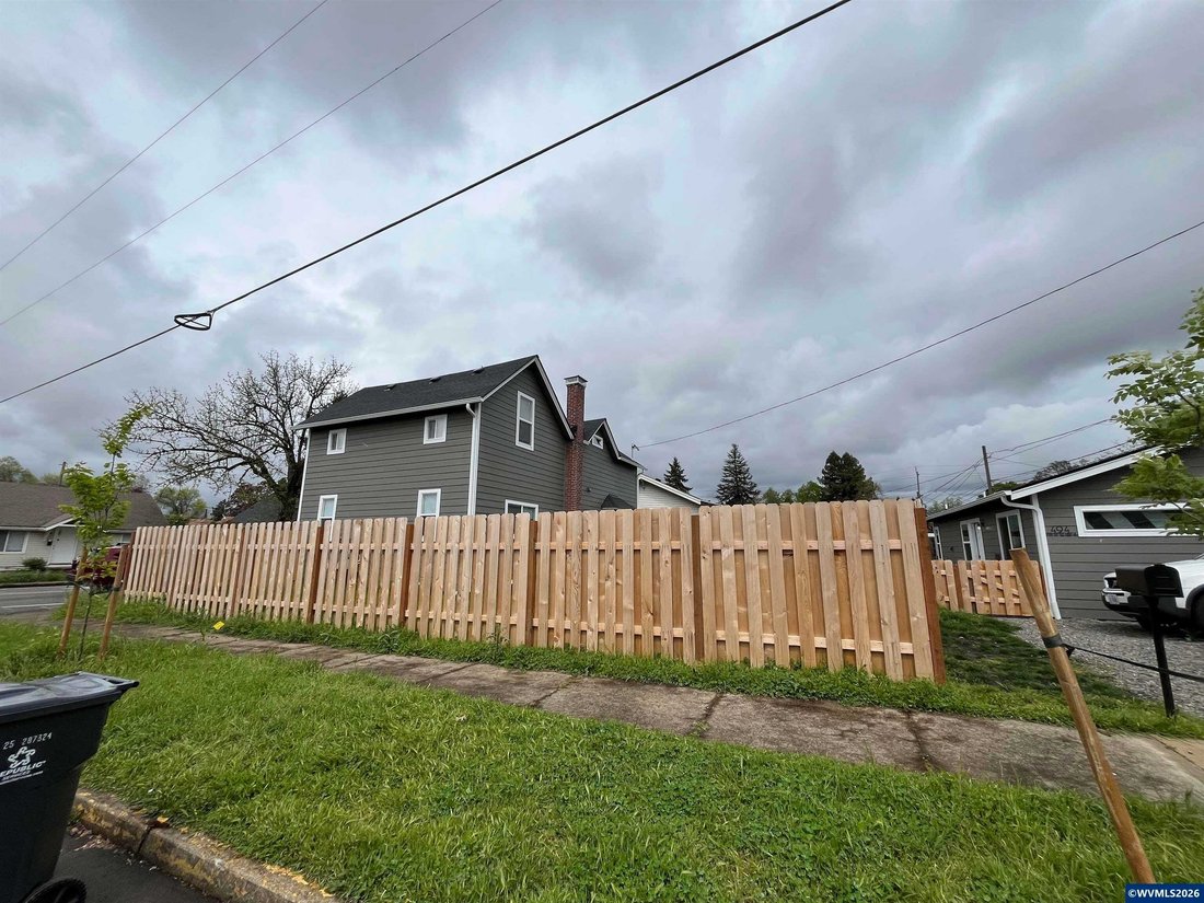 House in Salem, Oregon, United States 2 - 18925077