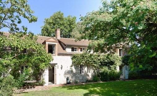 House in Centre, Olivet, France 1