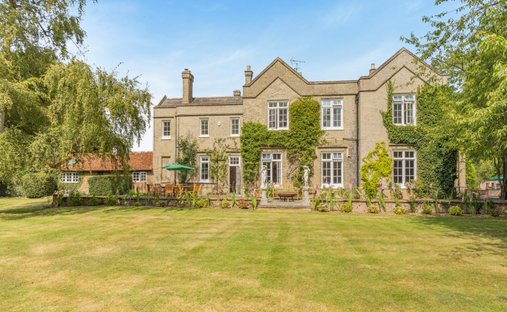 House in Little Canfield, England 1